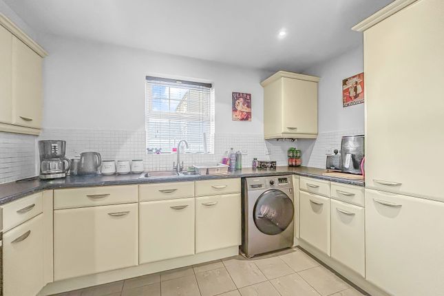 Potters Court,Apartment 11, Fenton Hall Close, Stoke-on-Trent photo 4