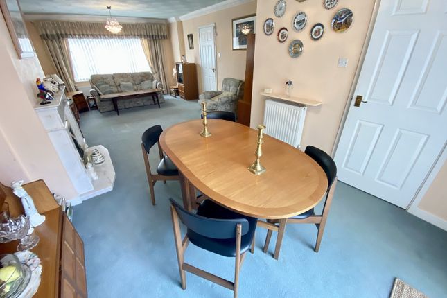 106, Pentrepoeth Road, Swansea photo 3