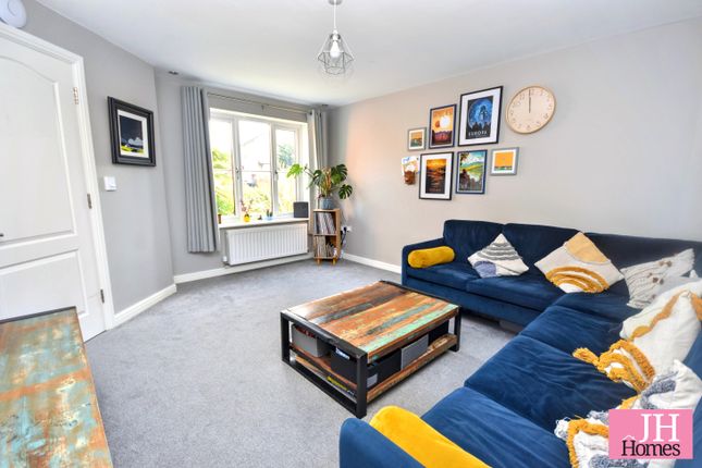 3, Pennington Close, Barrow-in-Furness photo 2