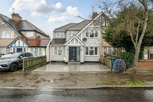 61, Boxtree Lane, Harrow photo 2