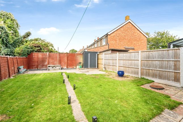 67, Springfield Close, West Sussex photo 4