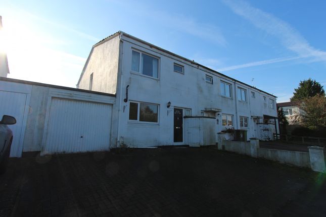 Terraced house to rent in Stowe Court, Milton Keynes, Buckinghamshire