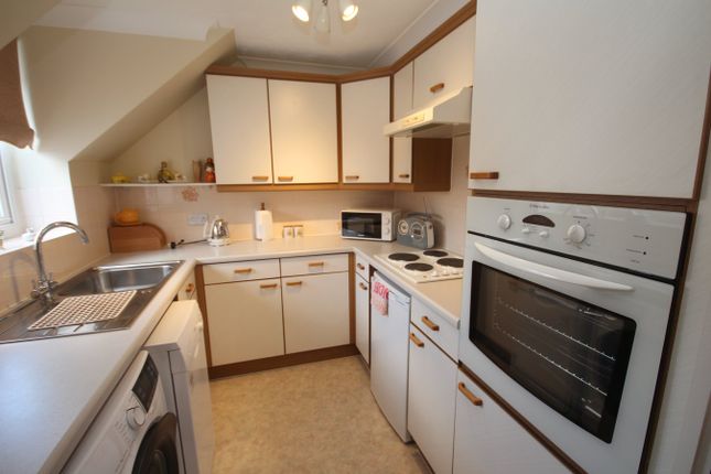 38, Bennett Court, Letchworth Garden City photo 2