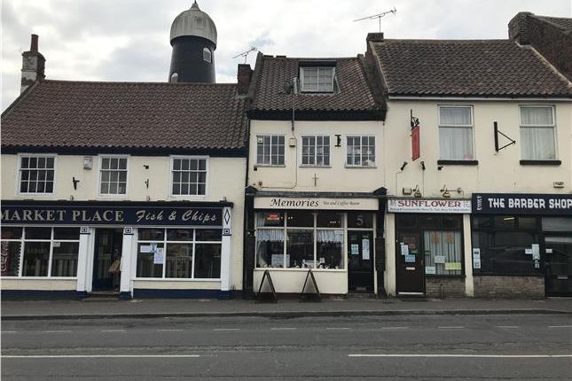 Retail premises to let in Market Lane, Barton-Upon-Humber, North Lincolnshire