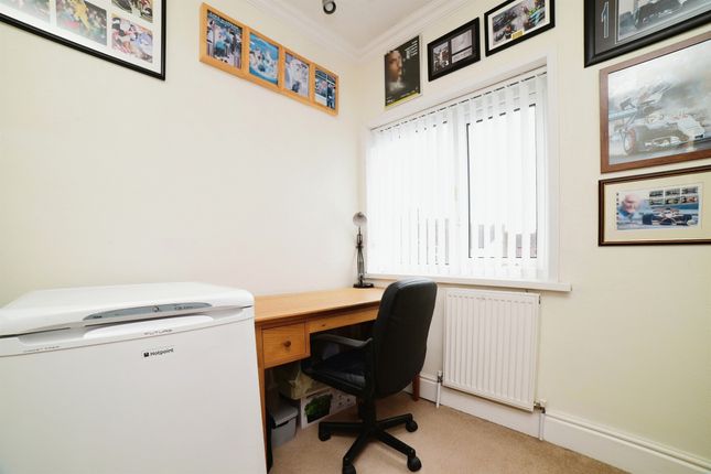 End terrace house for sale in Newcomen Street, Hull
