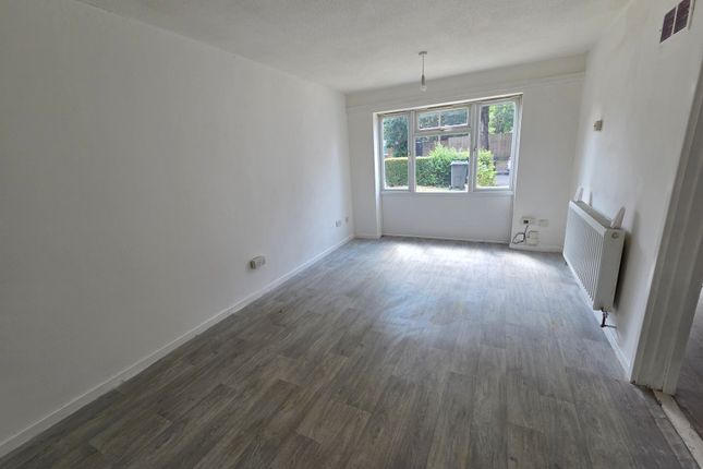 81, BIRMINGHAM photo 2