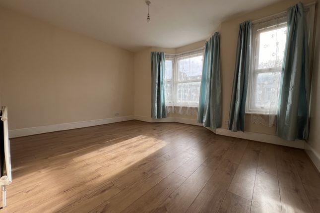 Terraced house to rent in Leahurst Road, London