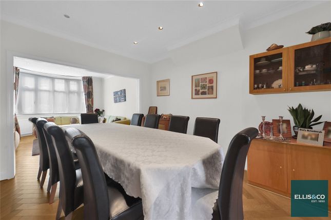 31, Tenterden Drive, Hendon photo 4