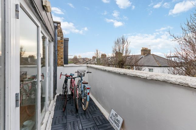 32a, Devonshire Road, Chiswick photo 2