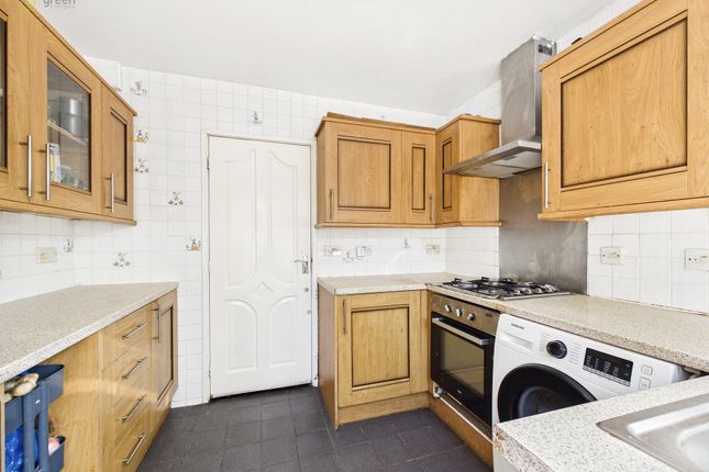 7, South Roundhay, Birmingham photo 4