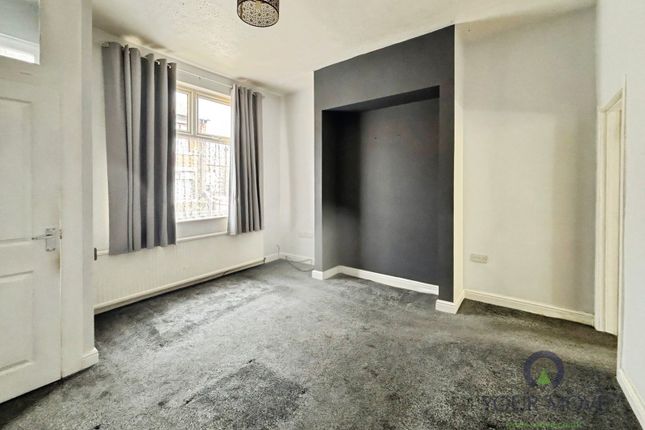 33, Bridgefield Street, Manchester photo 4