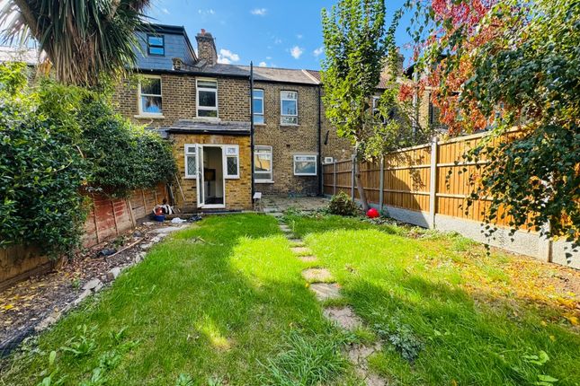 12, Cumberland Road, London photo 2