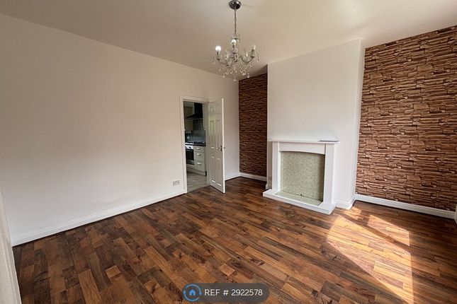 Kingfisher Drive, Bury photo 3