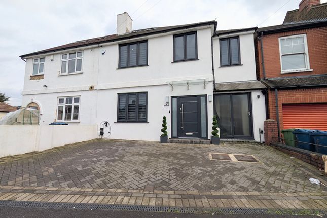 Thumbnail Property to rent in Spencer Road, Wealdstone, Harrow