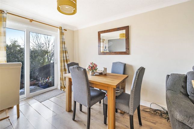 37 Avranches Avenue, Crediton Devon, Devon photo 4