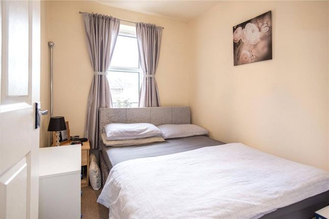 10, Orleton Mews, Wellington photo 2
