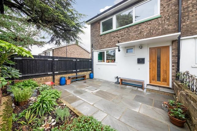 Property for sale in Round Hill, Sydenham, London