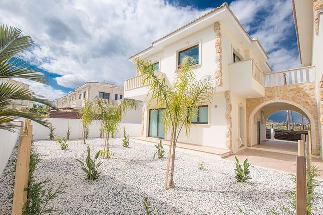 Thumbnail Villa for sale in Avgorou, Famagusta, Cyprus