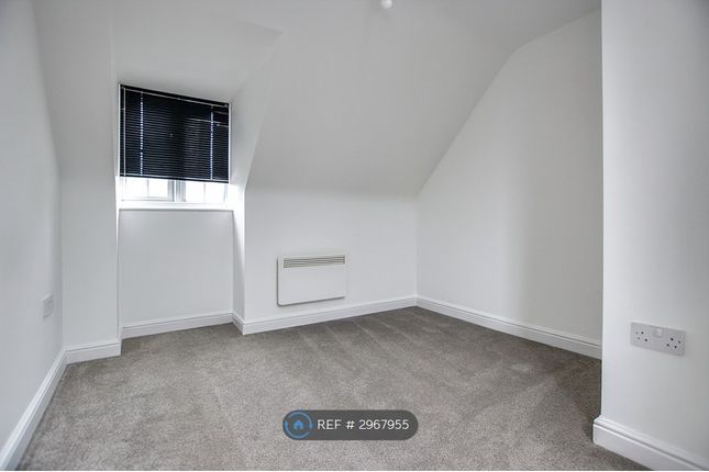 Stagshaw Close, Maidstone photo 4