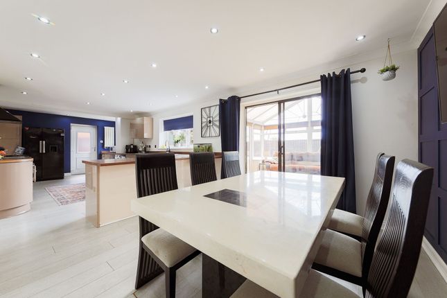 38 Greenhaugh, Newcastle Upon Tyne photo 3
