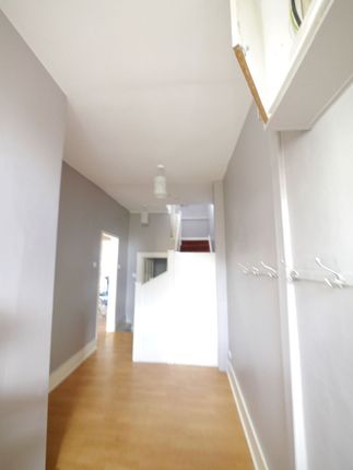 1 Hawthorn Terrace, Newcastle upon Tyne photo 4