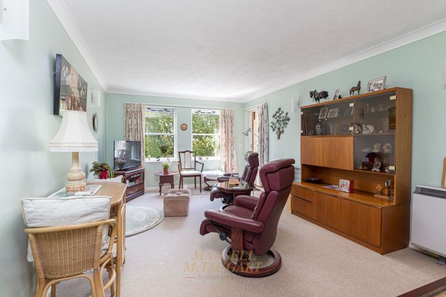 8 Great House Court Fairfield Road, East Grinstead photo 2