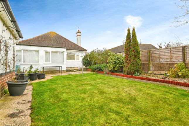 Bungalow for sale in Mountview Road, Clacton-On-Sea, Essex