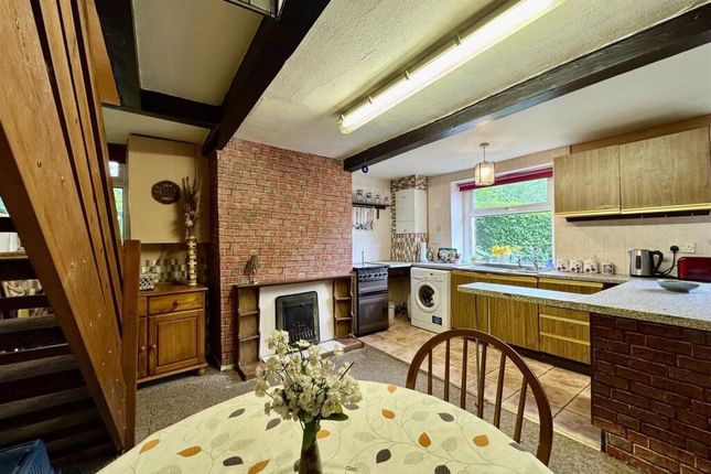 74, Almondbury Bank, Huddersfield photo 4