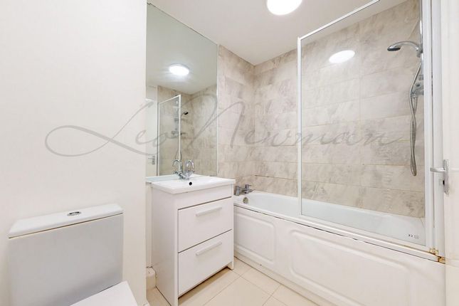 Maisonette for sale in Prince Of Wales Close, Hendon