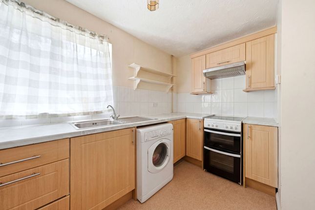 226 The Rowans, Cambridge photo 2