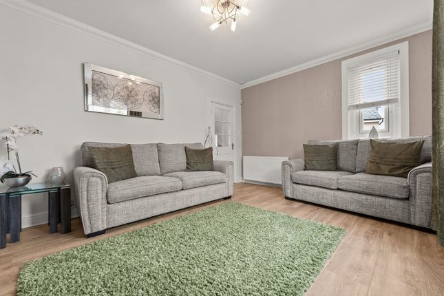 10 Murraysgate Crescent, Whitburn, West Lothian photo 3