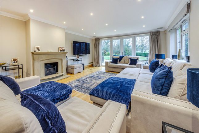 51, Newlands Avenue, Hertfordshire photo 2