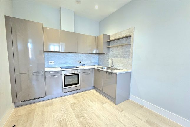 Flat 18,,, Wessex House, Camberley photo 3