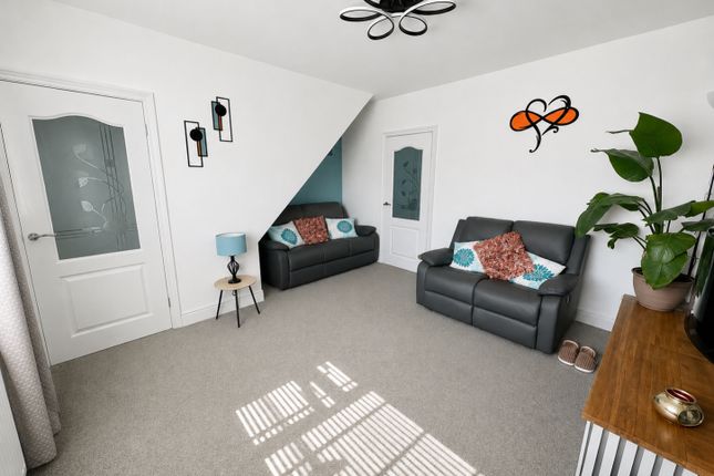 14, Rydal Mount, Peterlee photo 3