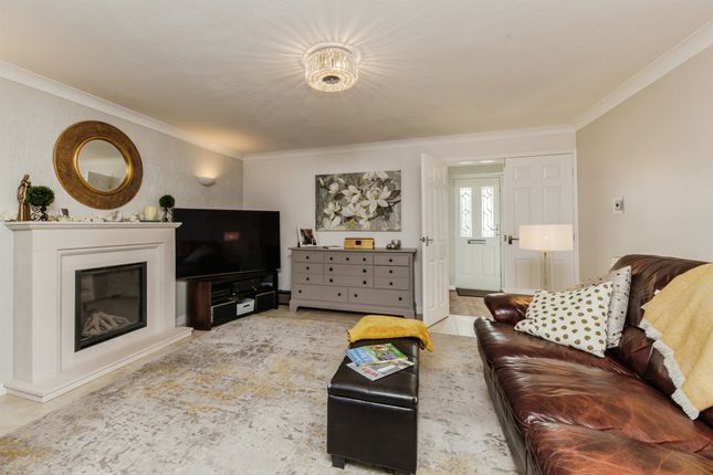 1, Farriers Way, Winsford photo 4