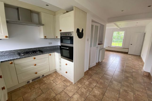 Detached house to rent in Collaroy Road, Cold Ash, Thatcham