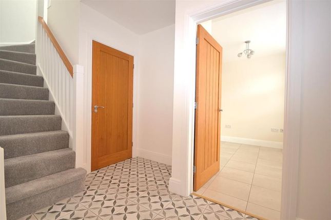 4, Harptree Court, Dorchester photo 3
