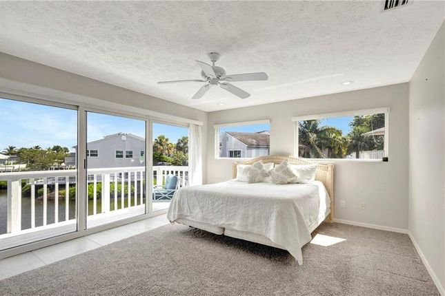 Town house for sale in 2460 Harbour Cove Drive, Hutchinson Island, Florida, United States Of America