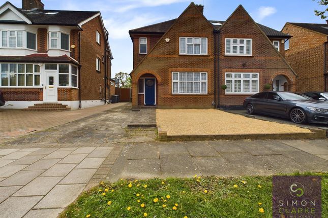 Thumbnail Detached house to rent in Chanctonbury Way, Woodside Park