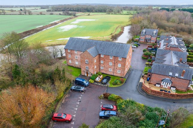 Flat for sale in Old Mill Close, Lymm