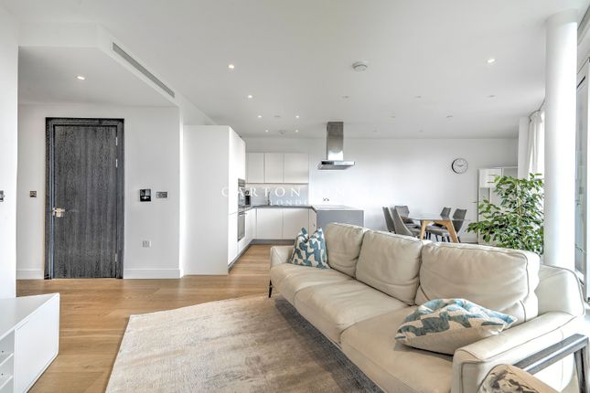 46, Altissima House, London photo 2
