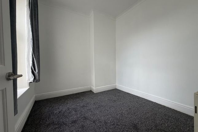 39, Greenway Street, Darwen photo 5