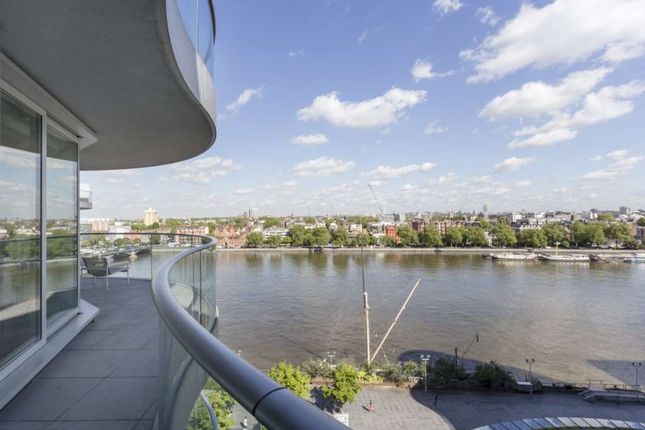 B87, Albion Riverside, London photo 4