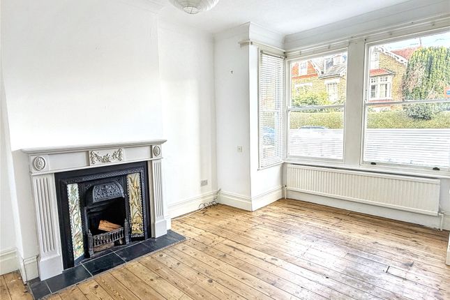 96, Victoria Road, Barnet photo 2