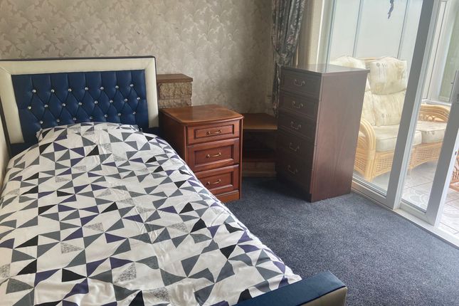 Shared accommodation to rent in Chesterfield Close, Northfield, Birmingham