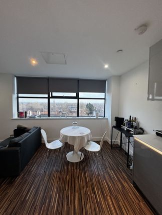 505 West Point, 501 Chester Road, Manchester photo 4