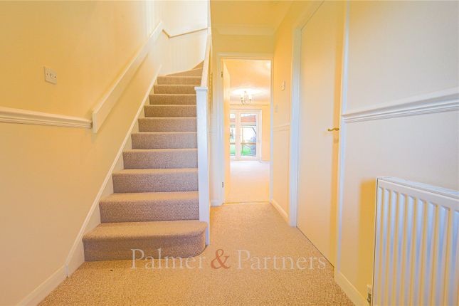 63, Foden Avenue, Suffolk photo 2