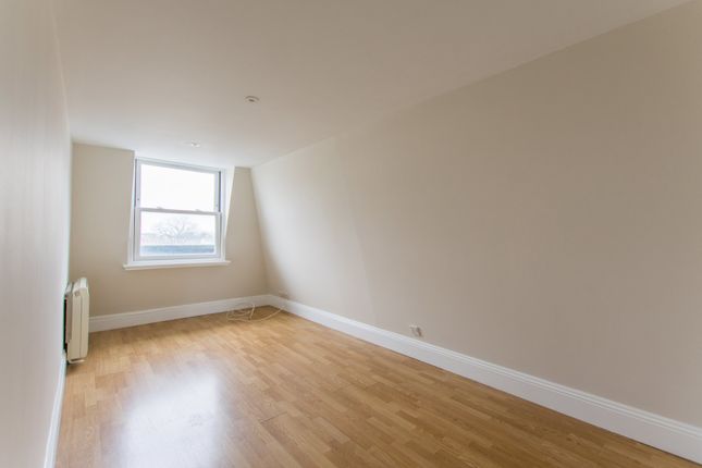 5, 16, St. Georges Place, Cheltenham photo 4