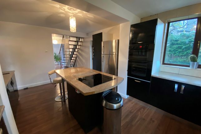 Property to rent in Woodland Croft, Horsforth, Leeds