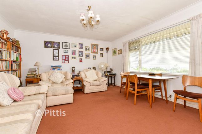21, Leeson Road, Ventnor photo 4